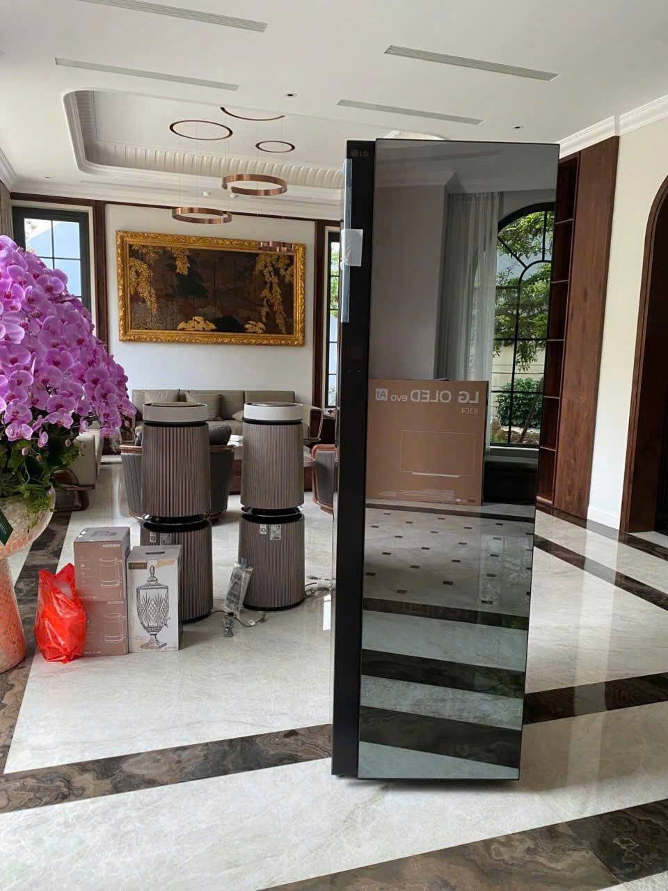 557802817_1226189296196386_6321894683372266773_n Máy giặt hấp sấy LG Styler SC5GMR8GH